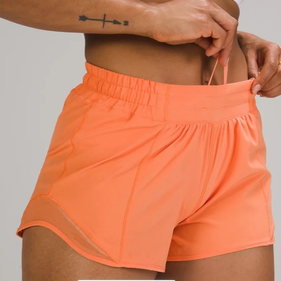 🍑LULULEMON HOTTY HOT LR SHORT 4”-GOLDEN APRICOT🍑 - Picture 7 of 13